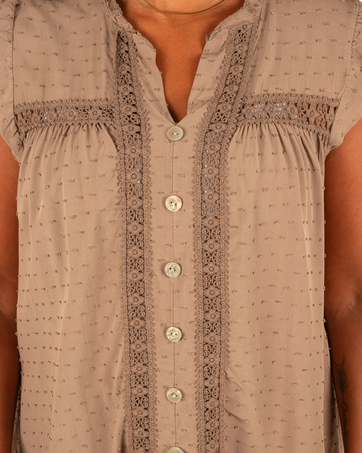 Taupe mouwloze top van El-Vita - Afbeelding 4
