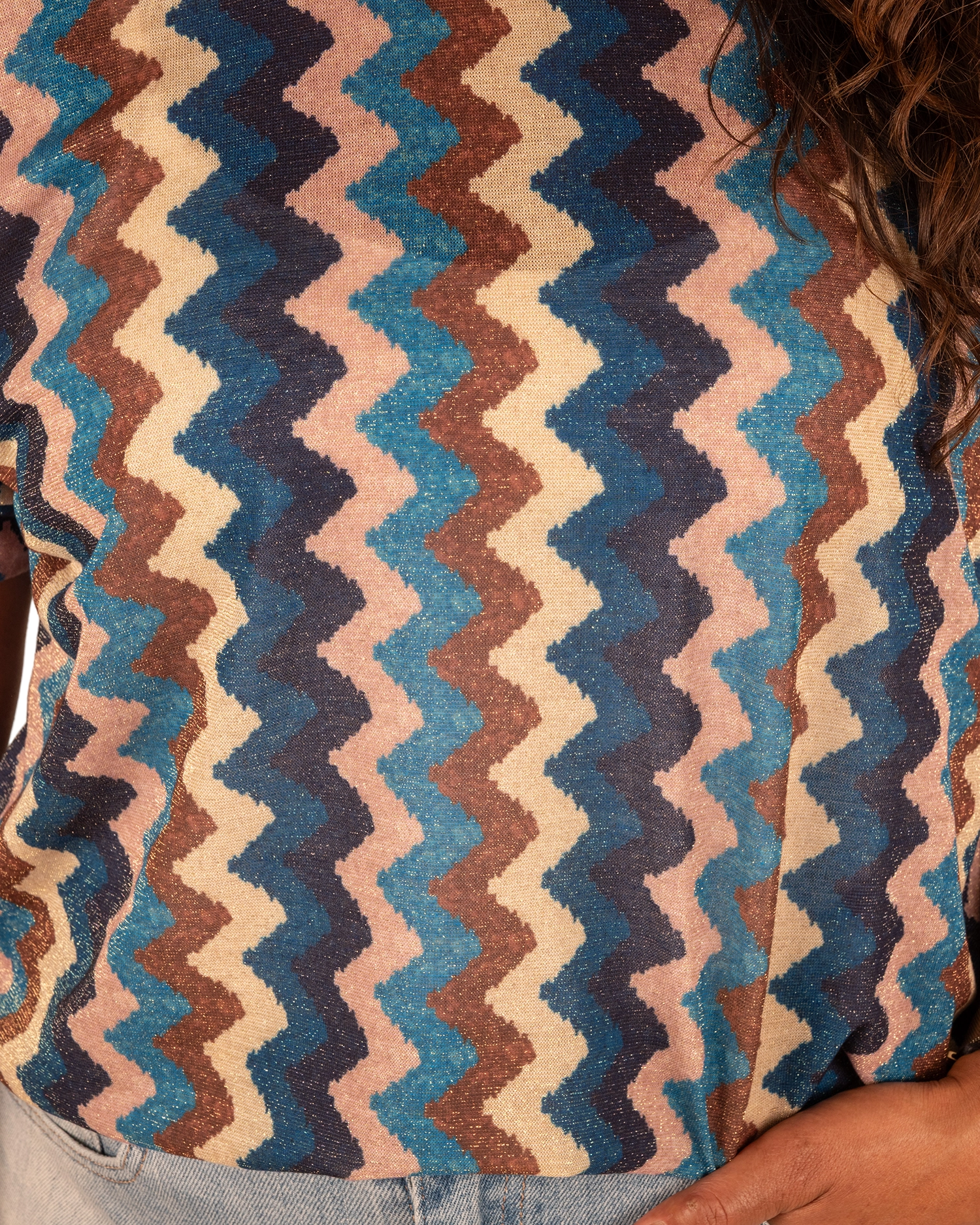 Blauwe print zigzag shirt van Gemma Ricceri - Afbeelding 4