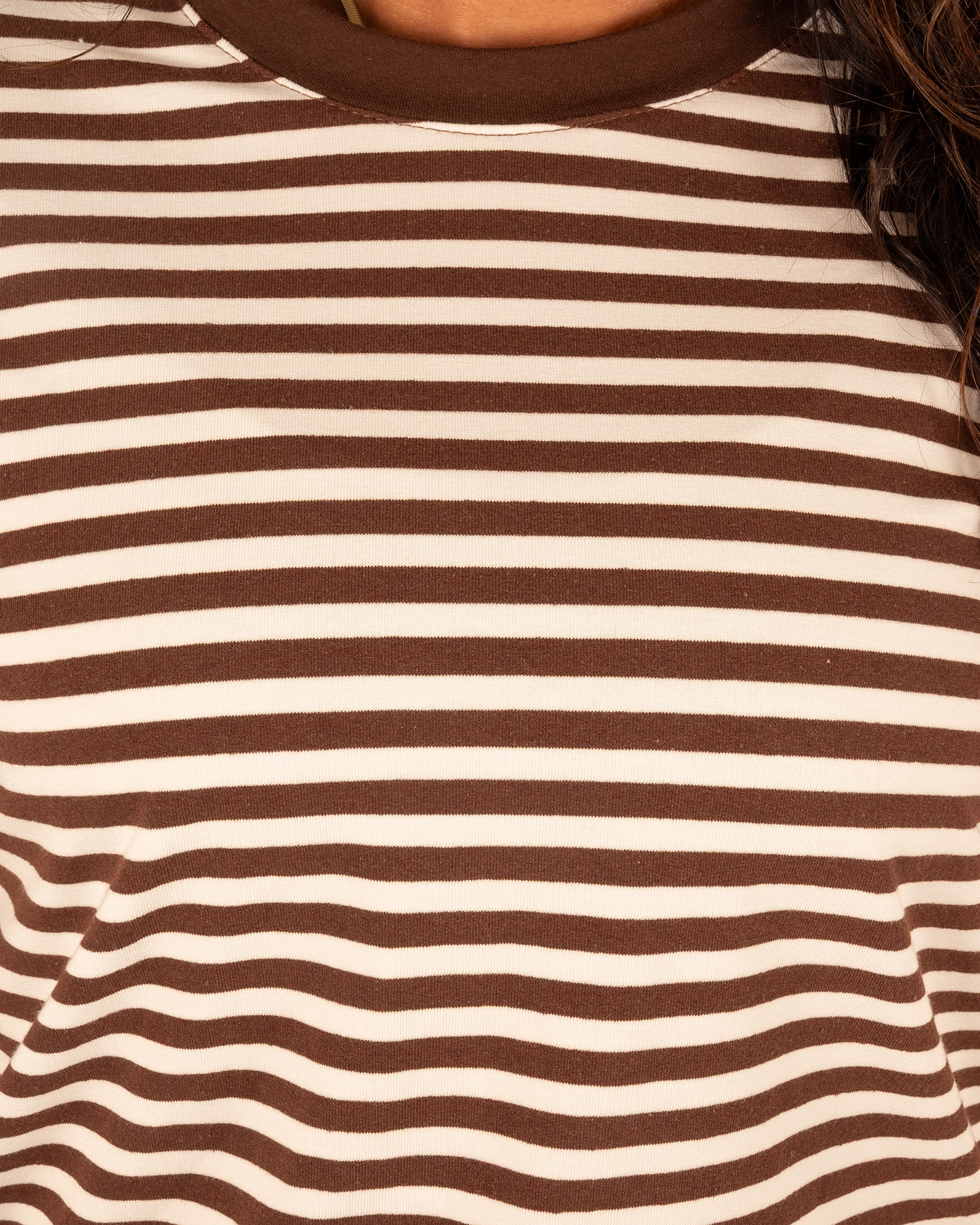 Donkerbruin/wit gestreept shirt van Gemma Ricceri - Afbeelding 4