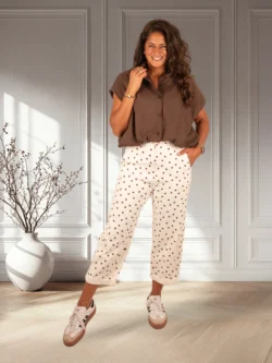 Ecru barrel broek met bruine dots van Place du Jour