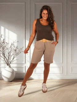 Taupe short van HK&City