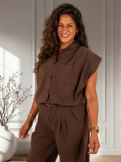 Donkerbruine mouwloze ballonblouse van El-Vita