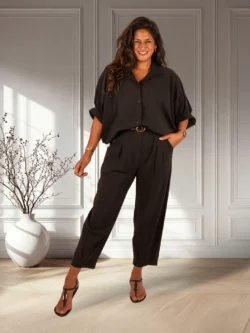 Zwarte barrel broek met riem van El-Vita