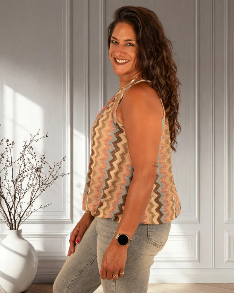 Beige/lichtblauw print zigzag haltertop van Gemma Ricceri - Afbeelding 3