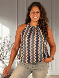 Blauwe print zigzag haltertop van Gemma Ricceri