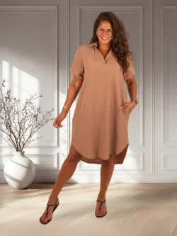 Camel tencel jurk van Gemma Ricceri