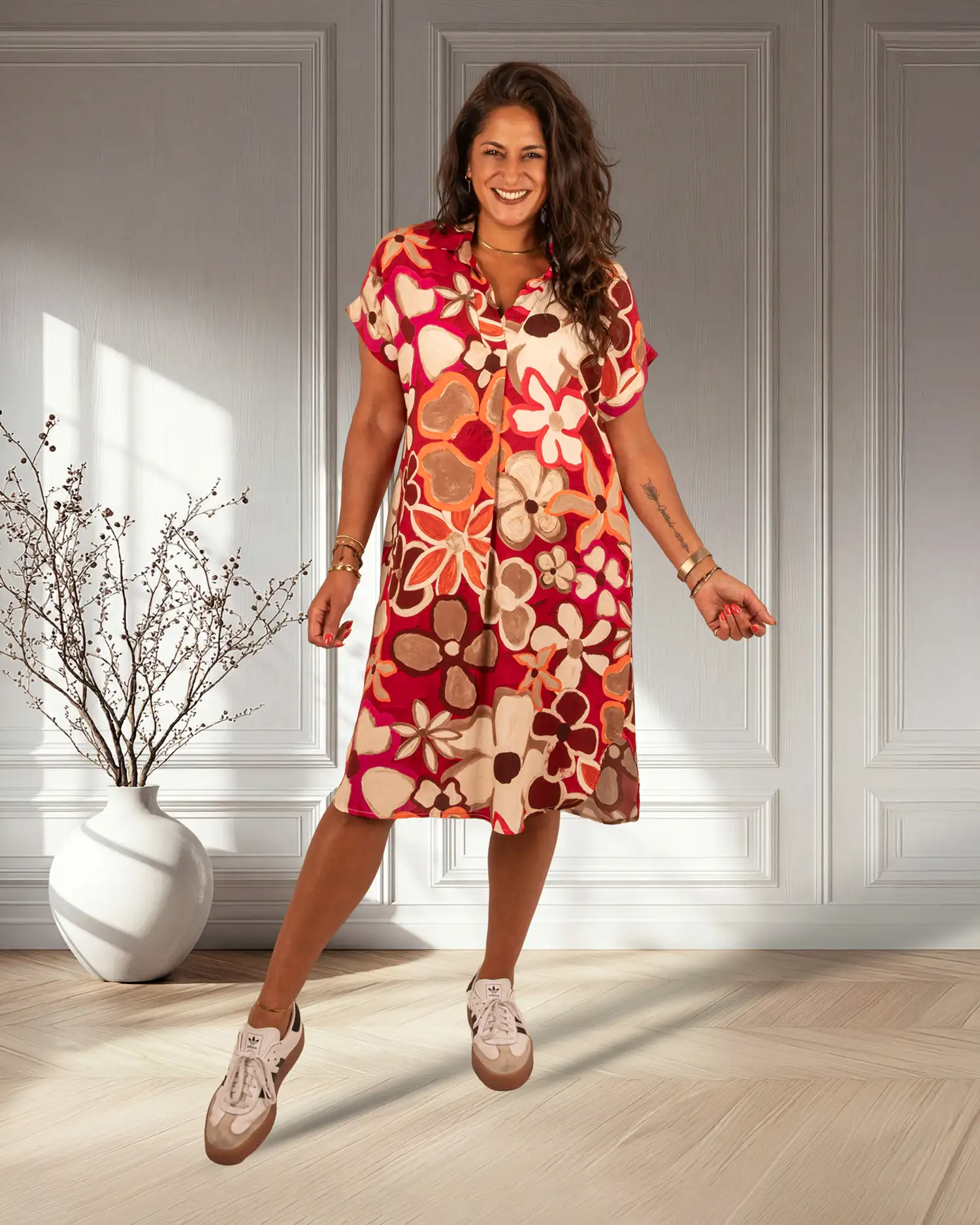Beige/rood bloemenprint jurkje van El-Vita - Afbeelding 2