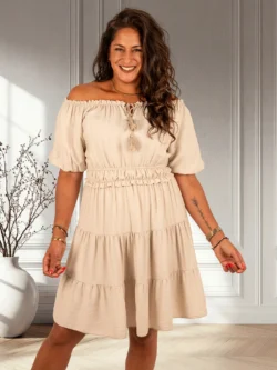 Beige korte off-shoulder jurk van El-Vita