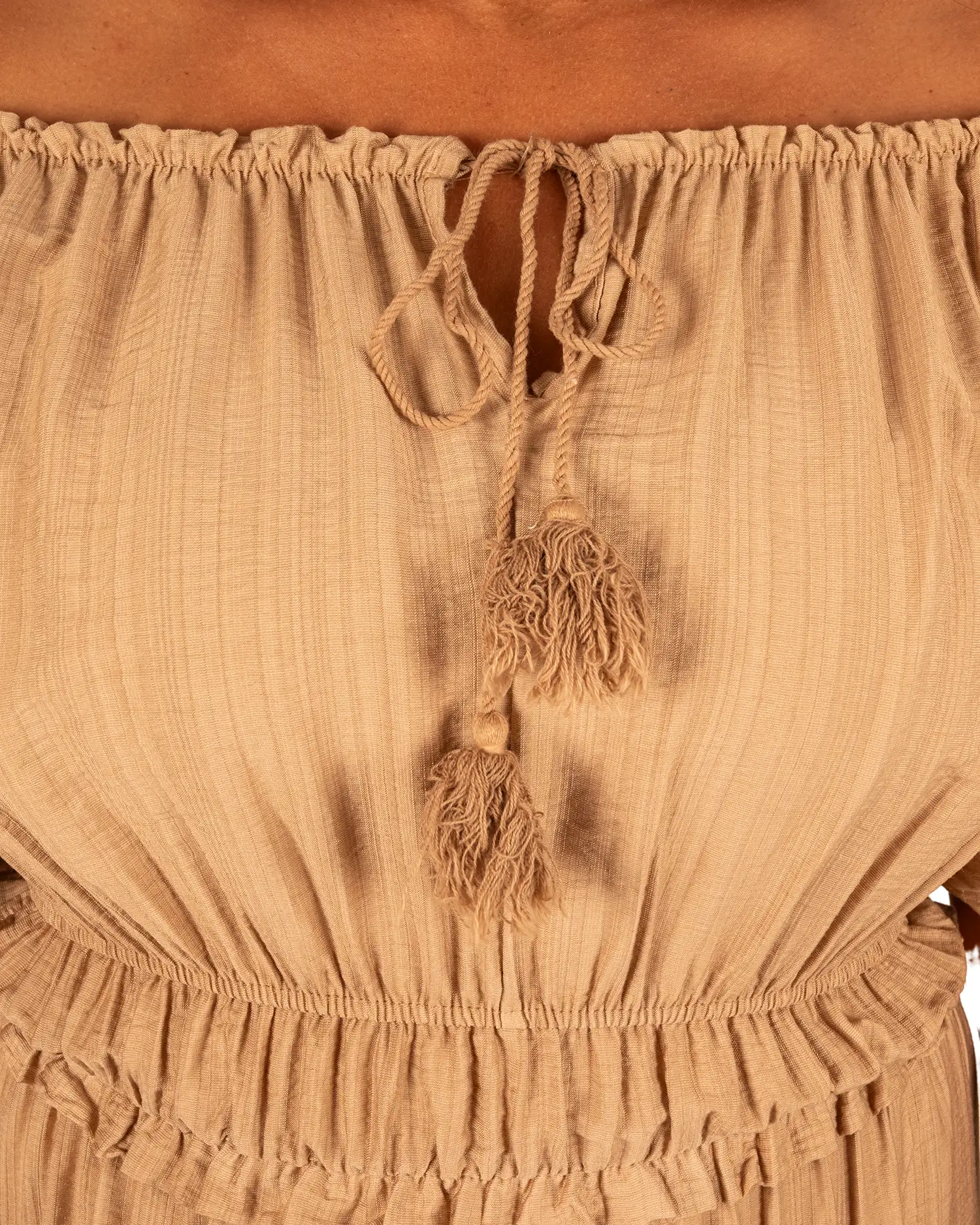 Donkerbeige off-shoulder jurk van El-Vita - Afbeelding 4