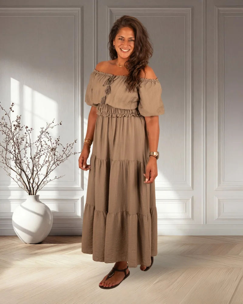 Taupe off-shoulder jurk van El-Vita