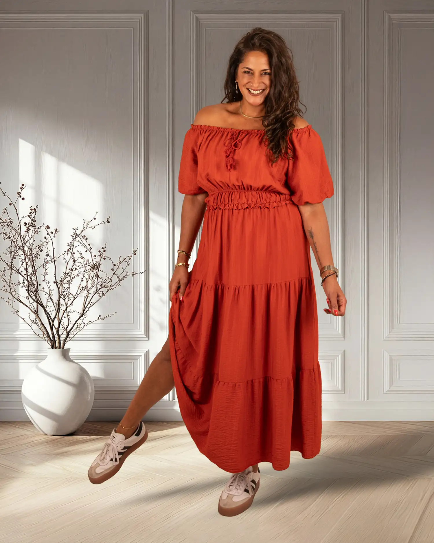 Roest off-shoulder jurk van El-Vita - Afbeelding 3
