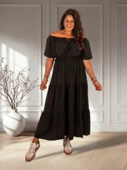Zwarte off-shoulder jurk van El-Vita