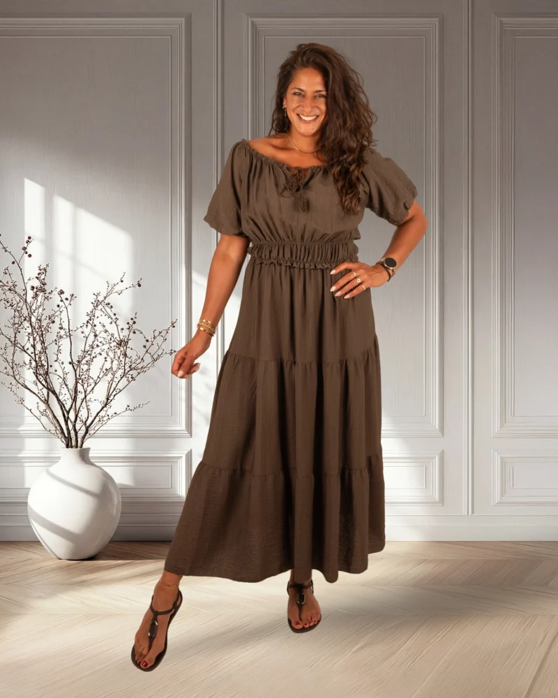Donkerbruine off-shoulder jurk van El-Vita - Afbeelding 2