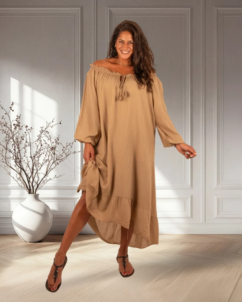 Camel off-shoulder jurk van El-Vita - Afbeelding 3
