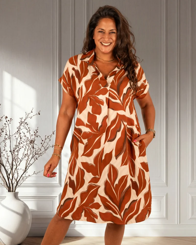 Beige/roest bladerenprint jurkje van El-Vita
