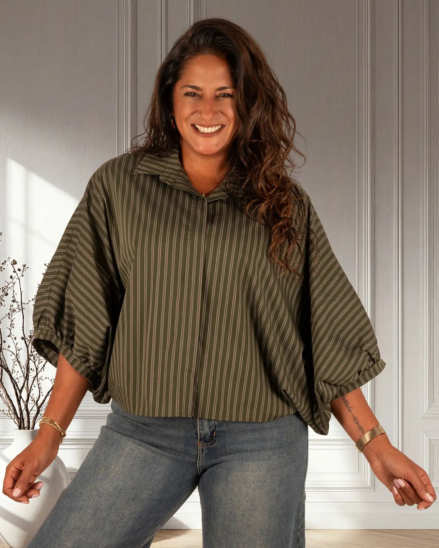 Groen gestreepte oversized blouse van Gemma Ricceri - Afbeelding 2