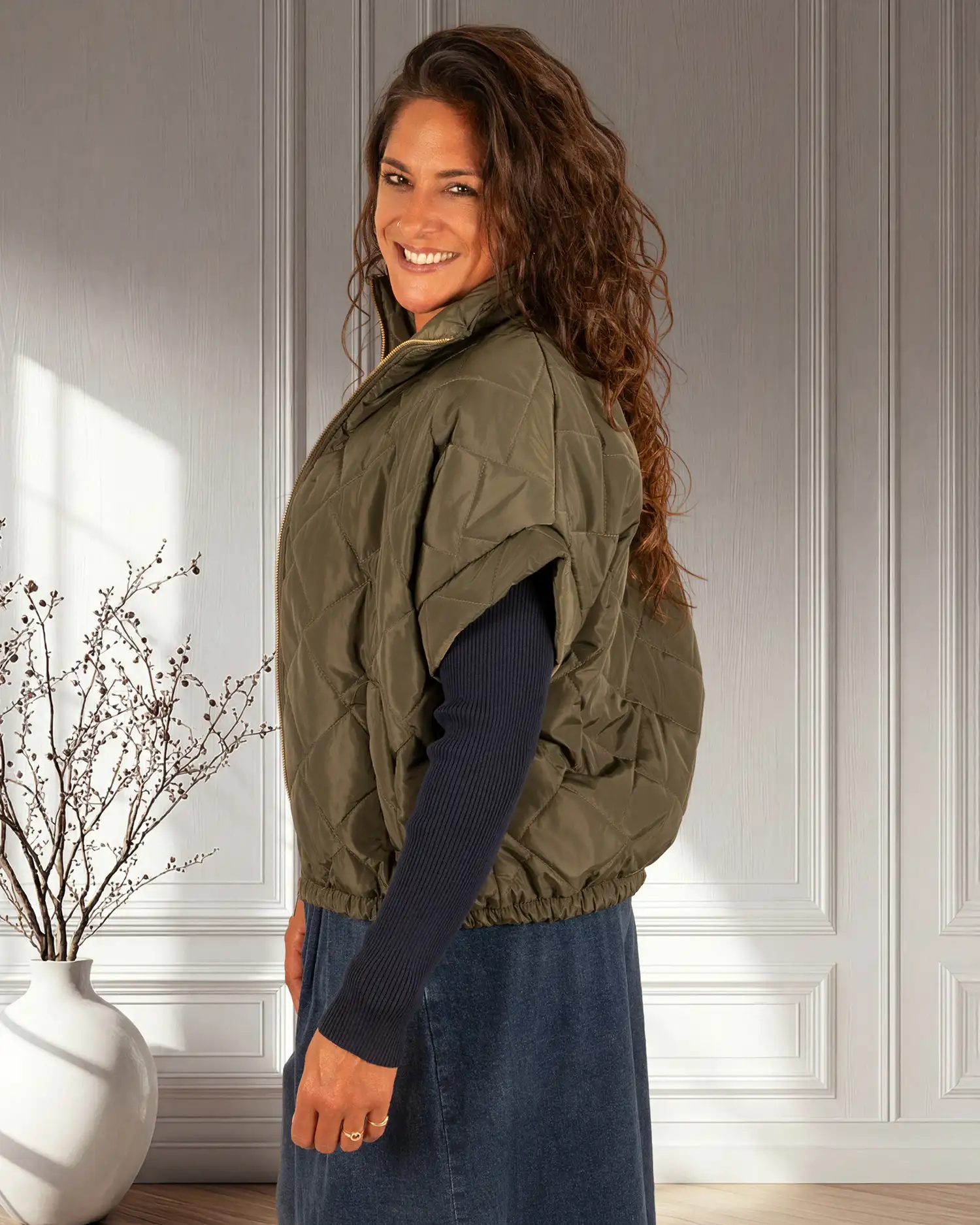 Legergroene bodywarmer met korte mouw van El-Vita - Afbeelding 4