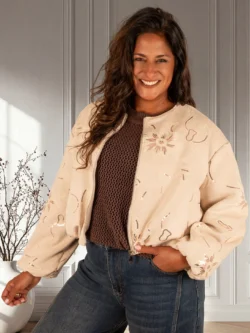 Beige bloemen pailletten bomberjack van El-vita