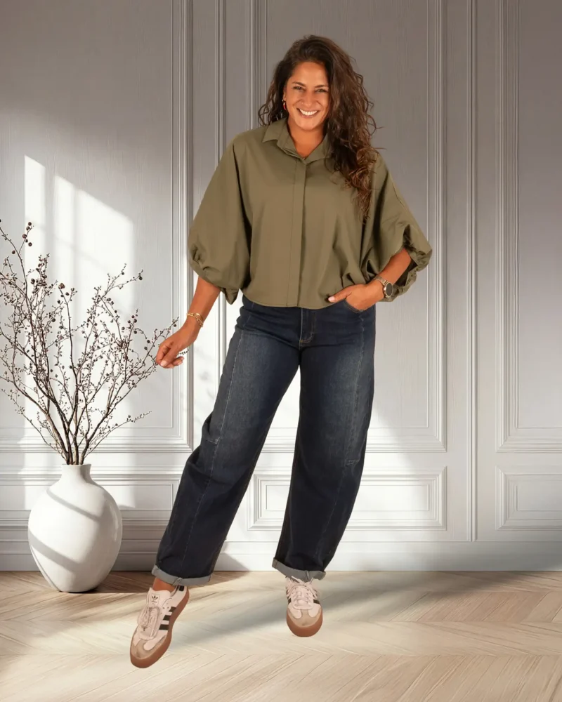 Legergroene oversized blouse van Gemma Ricceri - Afbeelding 2