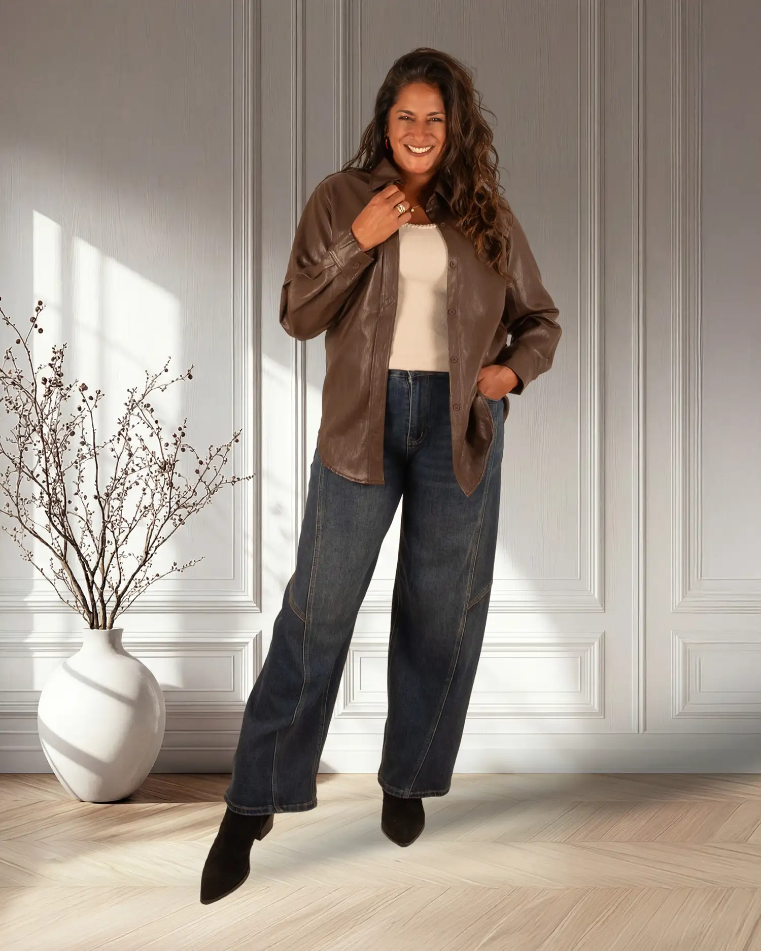 Donkerbruine leatherlook blouse van Soky & Soka - Afbeelding 3