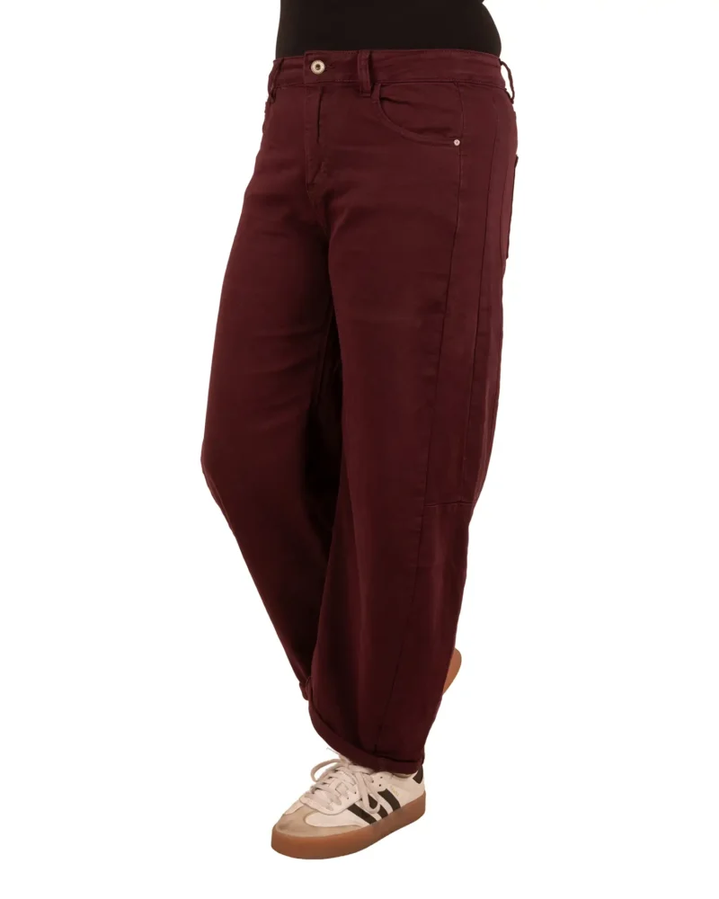 Bordeaux barrel wide leg jeans van Gemma Ricceri - Afbeelding 2