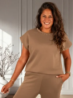 Taupe sweat t-shirt met studs van El vita