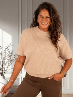 Beige gebreide trui van D&Z Fashion