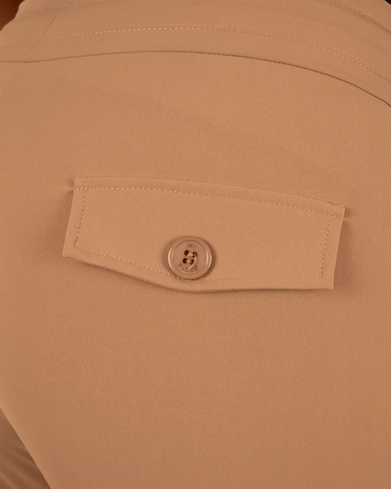 Donkerbeige travelstof pantalon met rechte pijp van Mi Piace - Afbeelding 6