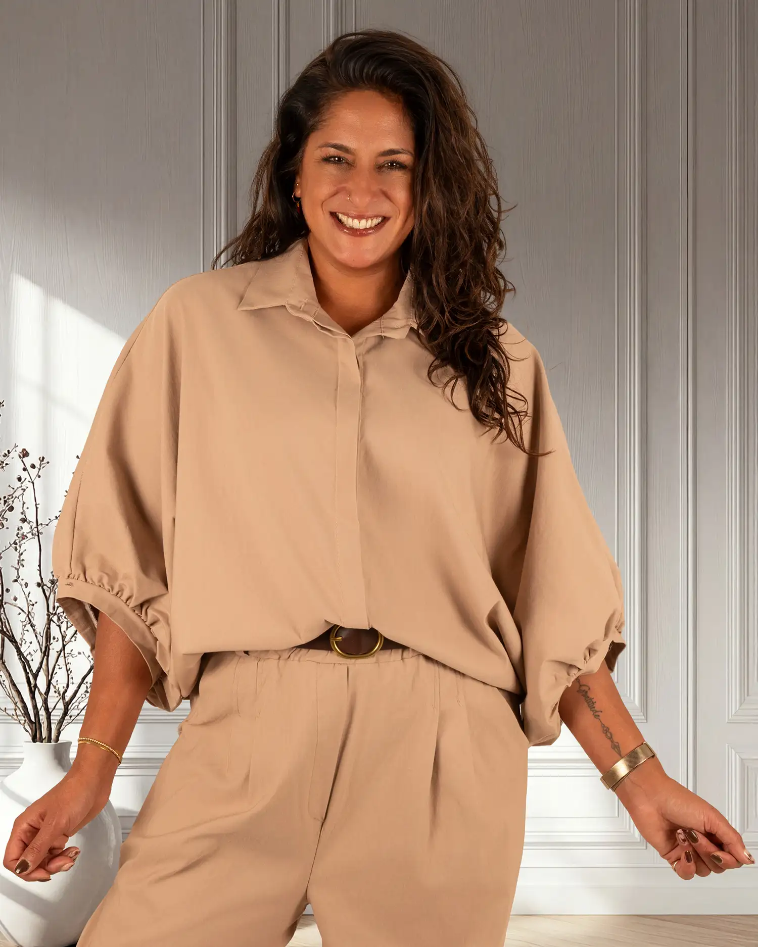 Beige oversized stretch blouse van El-Vita - Afbeelding 5