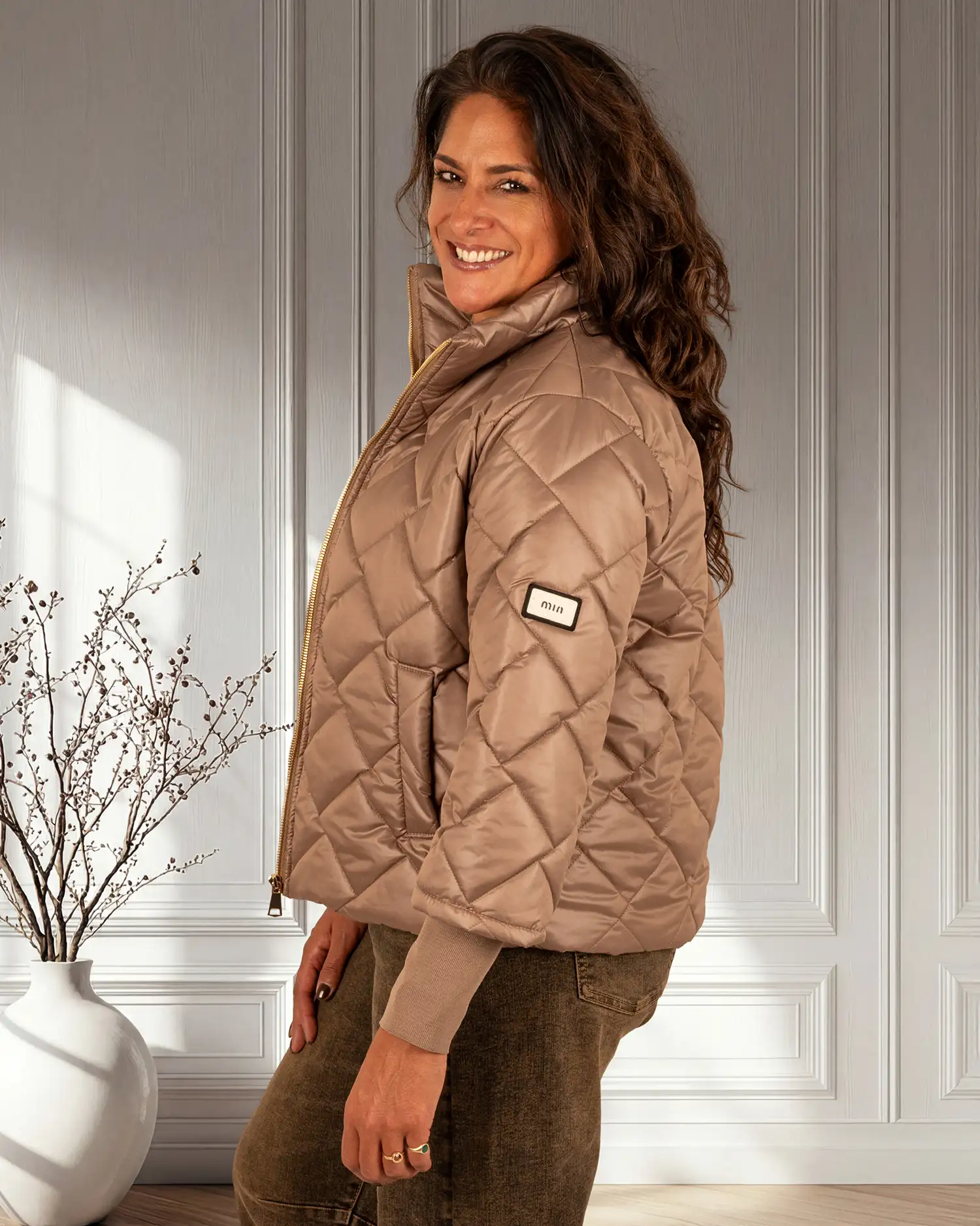 Taupe doorgestikt jasje van Fashion - Afbeelding 4