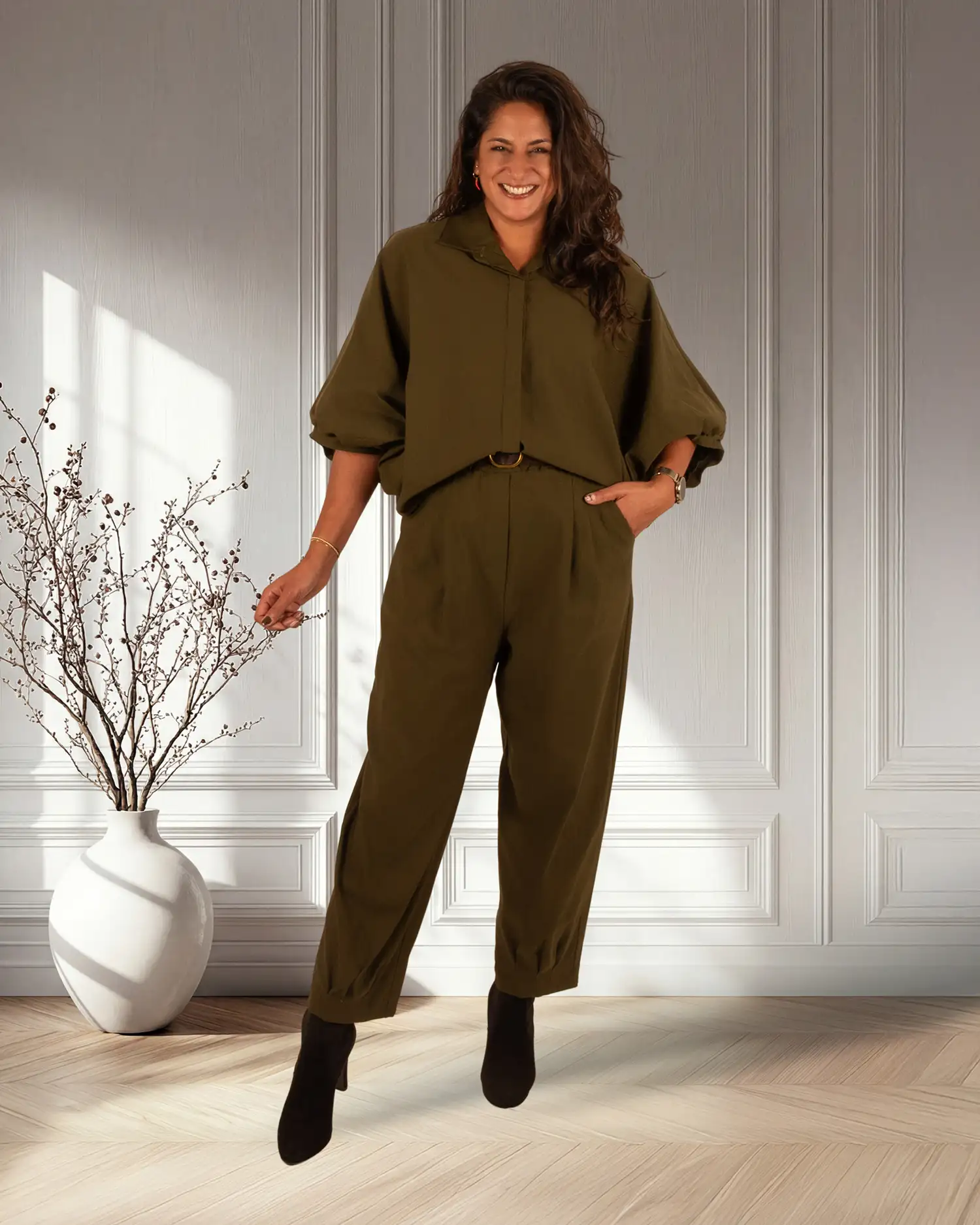 Groene stretch barrel broek met riem van El-Vita