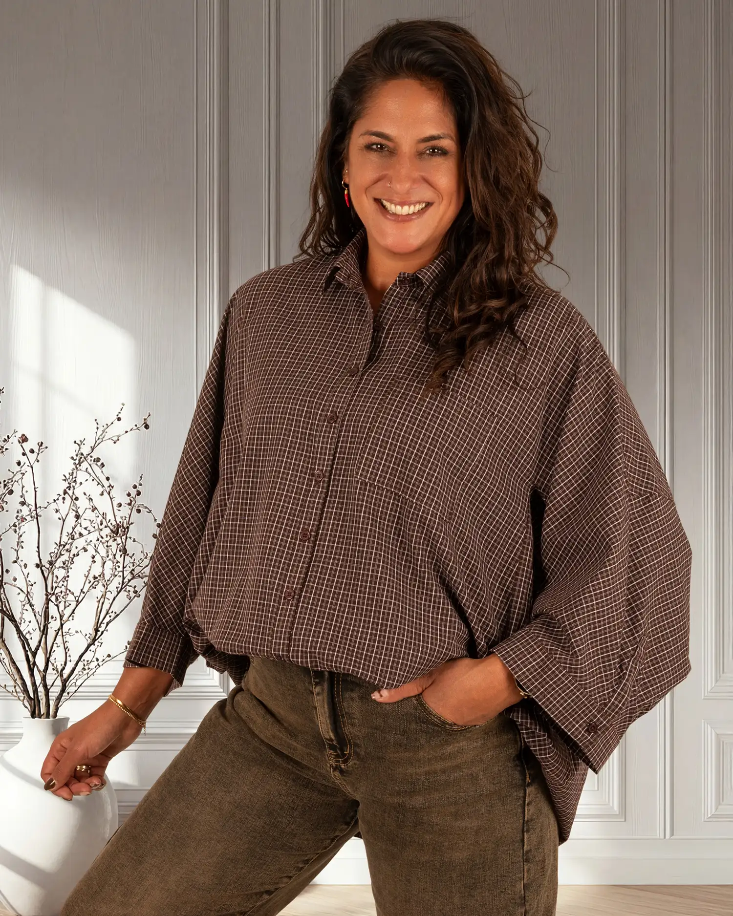 Donkerbruin/ecru geruite blouse van Elenza