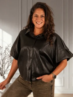 Zwarte leatherlook oversized blouse van El-Vita