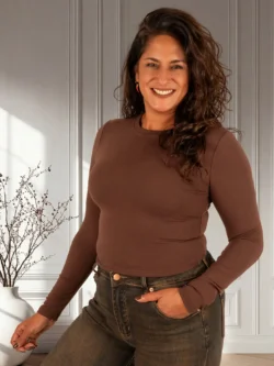 Donkerbruin shirt lange mouw van By Swan