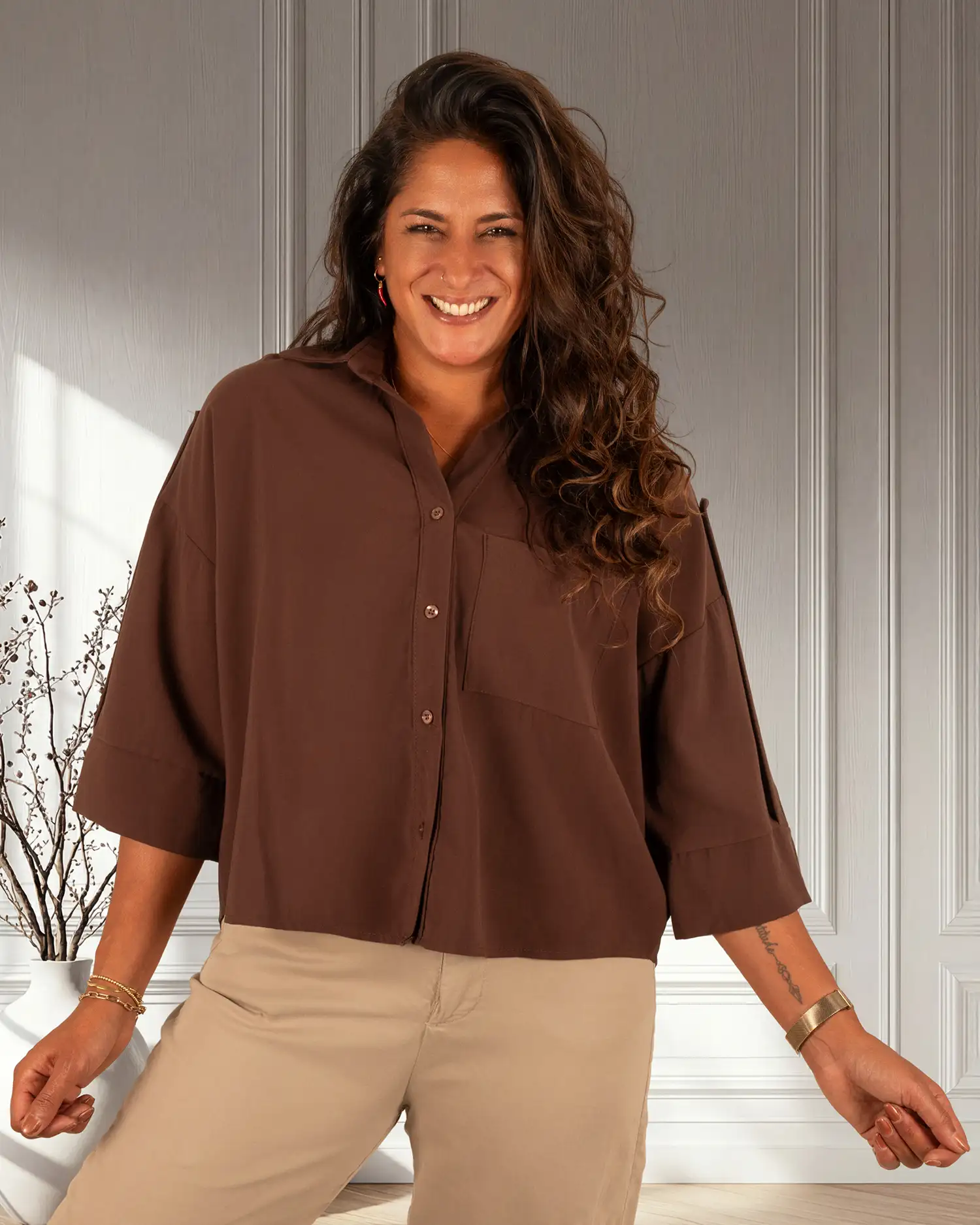 Donkerbruine blouse van BM - Afbeelding 3