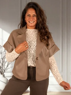 Taupe leatherlook blazerjasje van BM