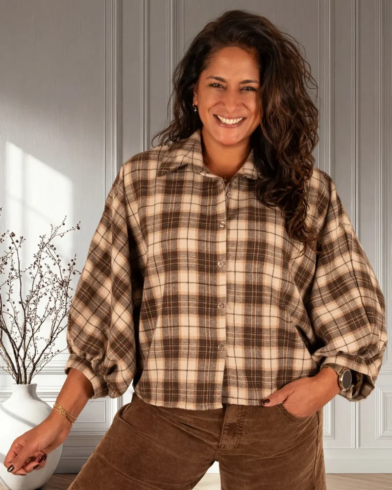 Beige/bruin geruite flanellen oversized blouse van BM - Afbeelding 2