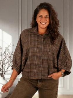Grijs/zwart/camel geruite flanellen oversized blouse van El-Vita