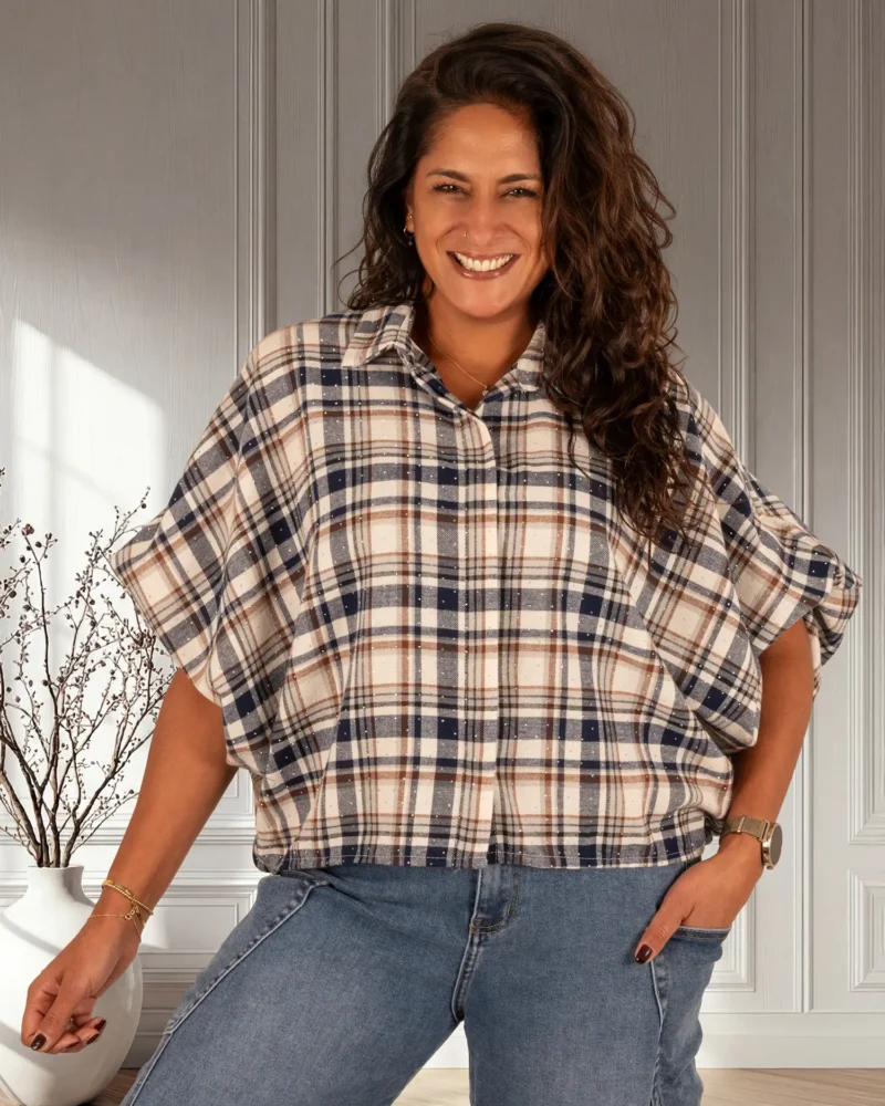 Ecru/blauw geruite flanellen oversized blouse strass van Vera Jo - Afbeelding 2