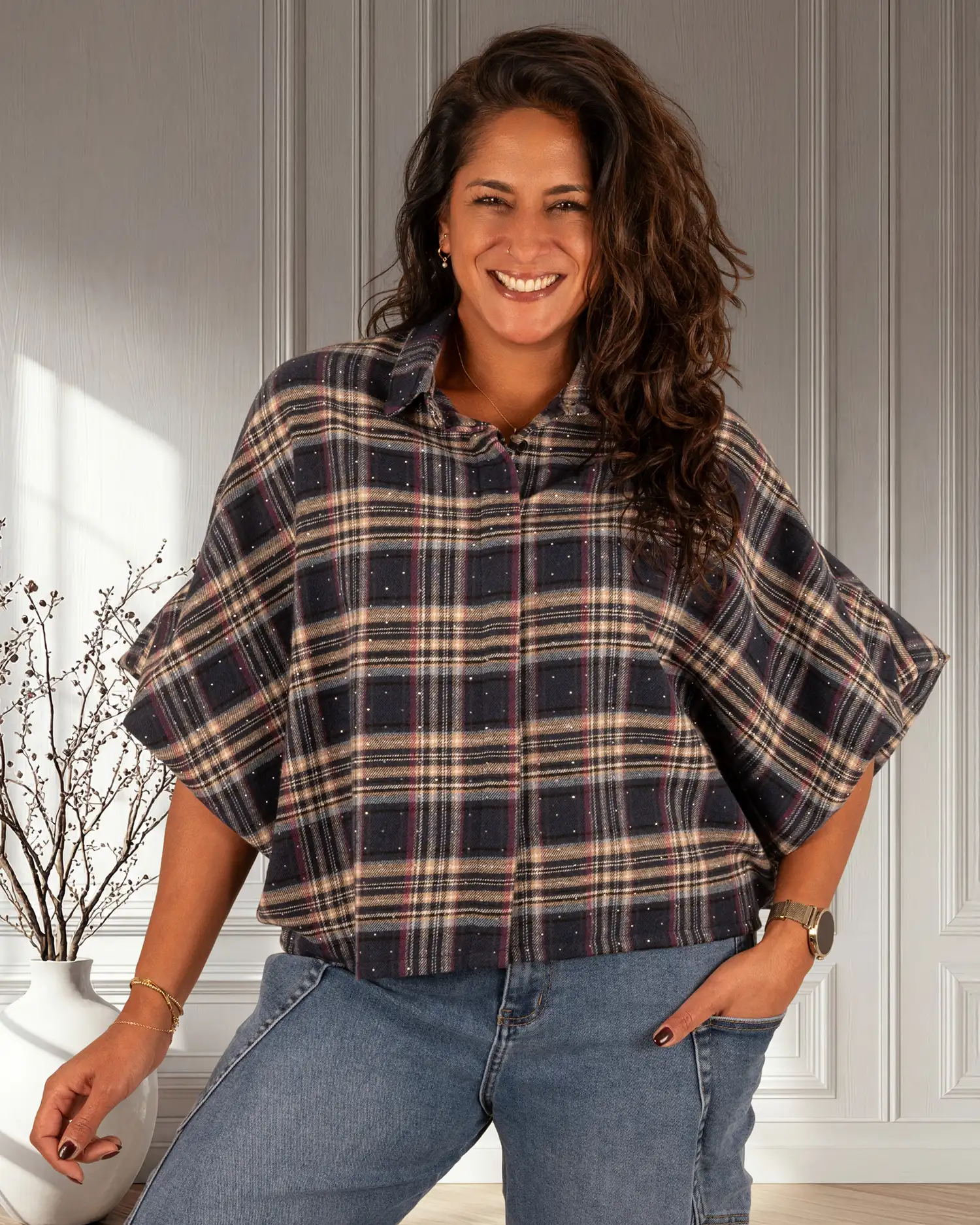 Donkerblauw geruite flanellen oversized blouse strass van GR - Afbeelding 2
