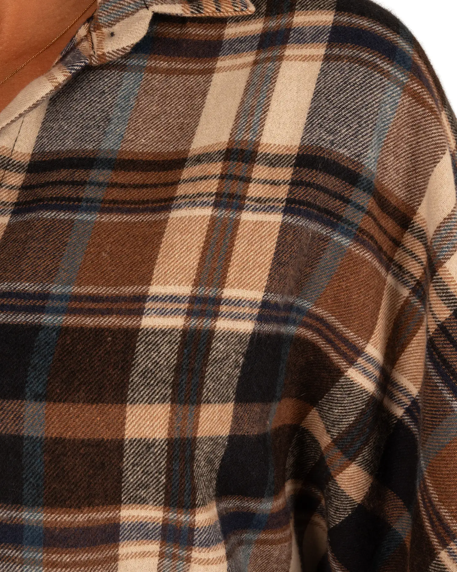 Blauw/ecru/bruin geruite flanellen oversized blouse van El-Vita - Afbeelding 6