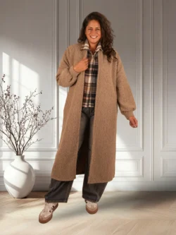 Beige lang vest van El-Vita