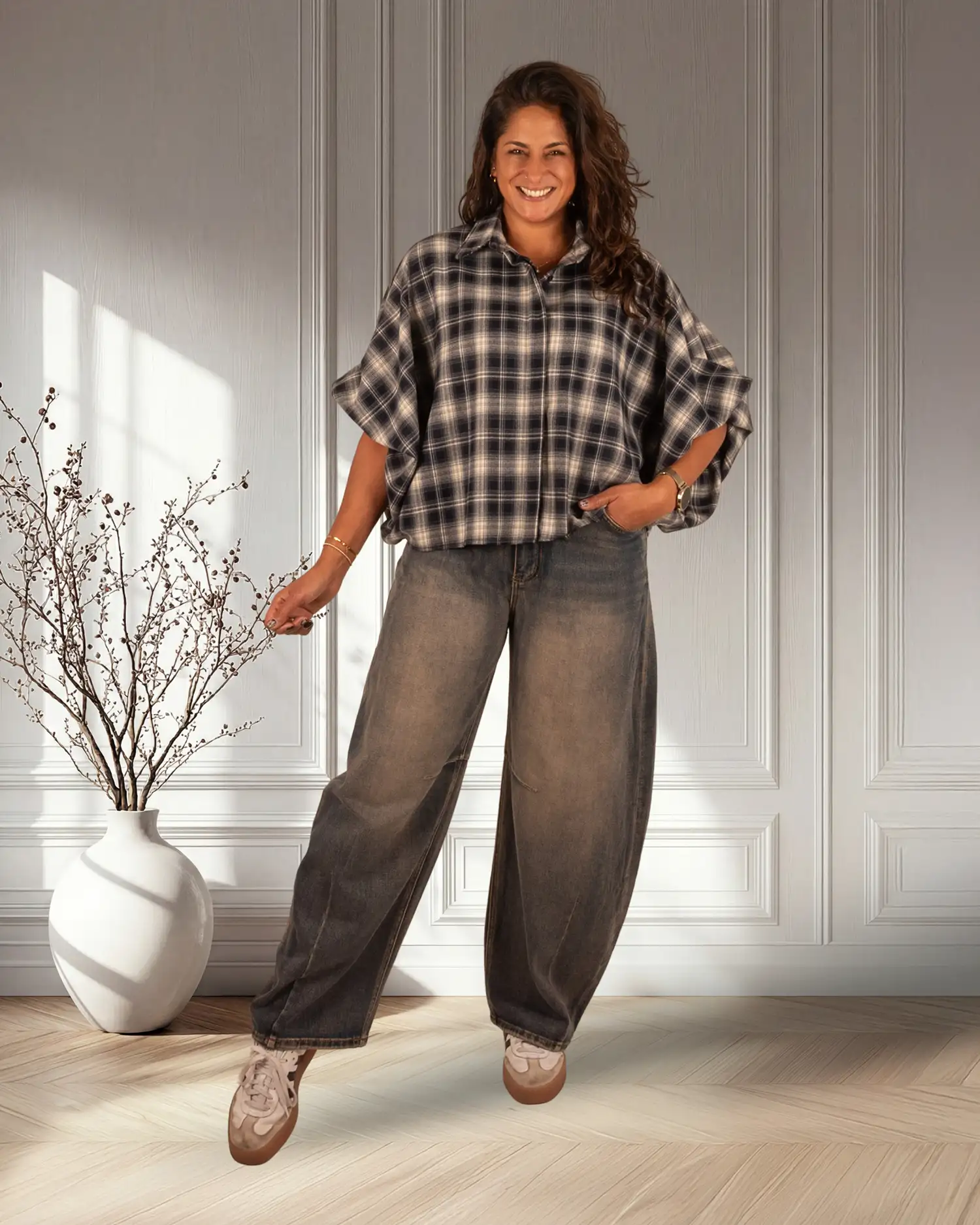 Blauw/ecru geruite flanellen oversized blouse van Gemma Ricceri - Afbeelding 3