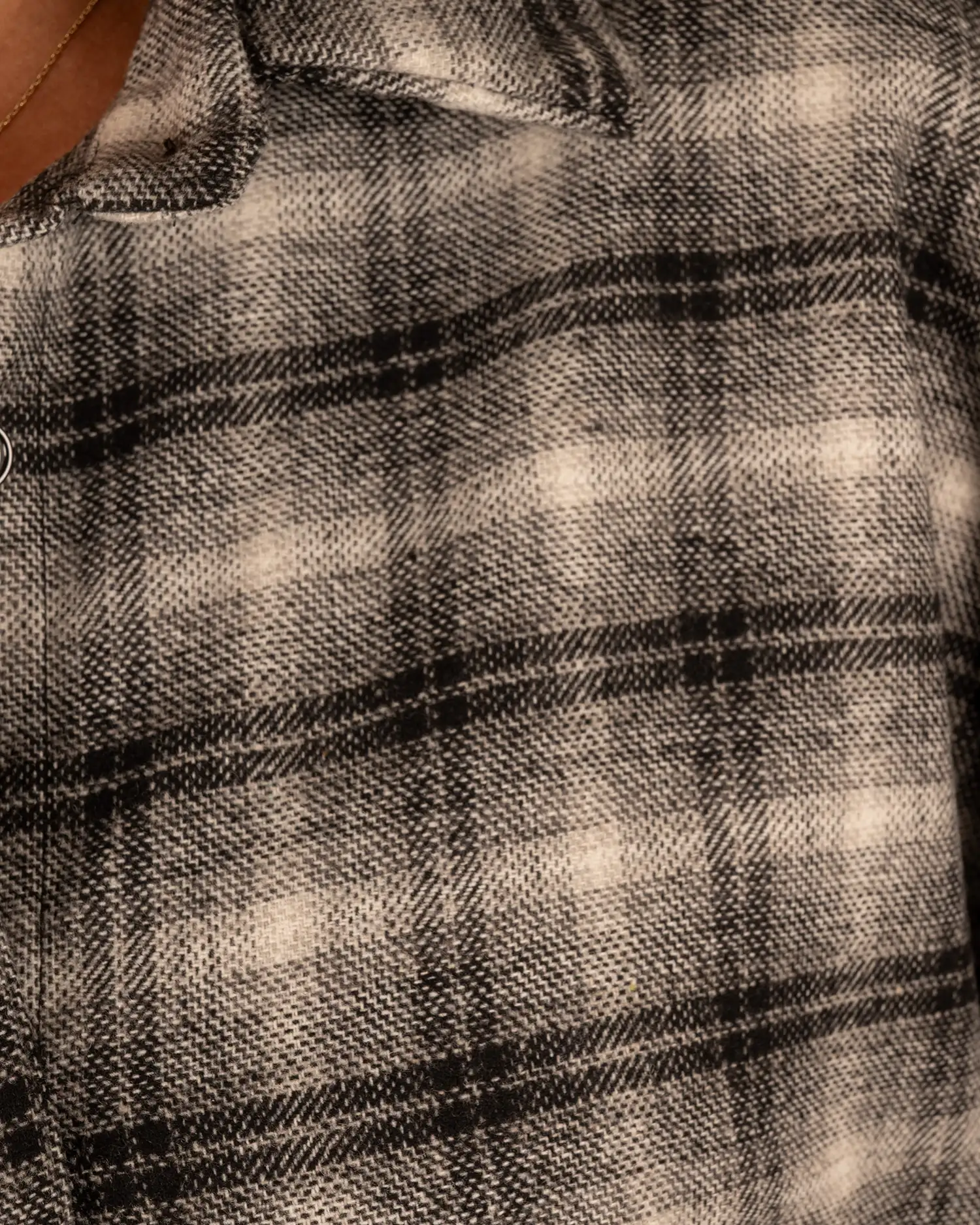 Zwart/grijs geruite flanellen oversized blouse van El-Vita - Afbeelding 6
