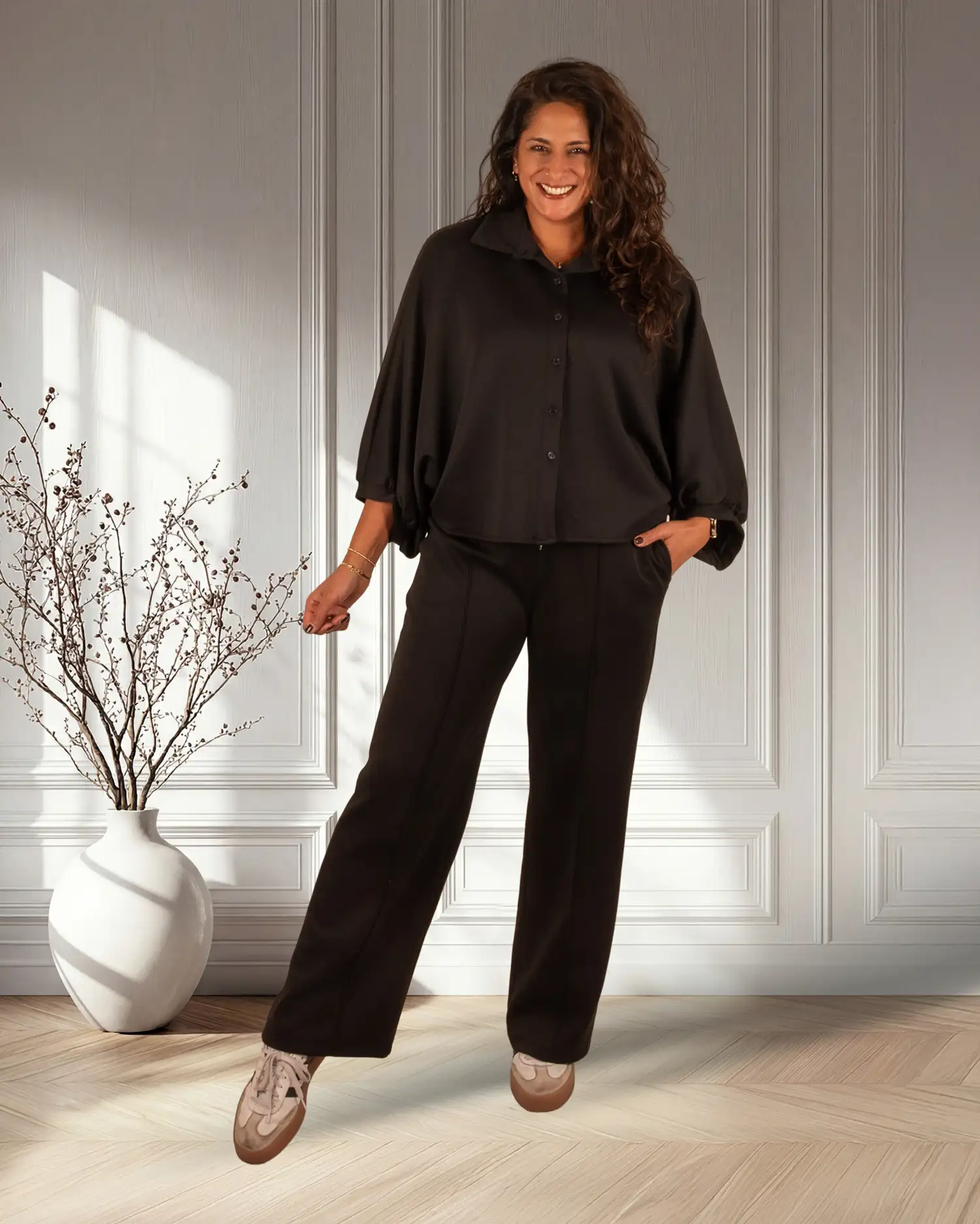 Zwarte oversized stretch blouse van BM - Afbeelding 3