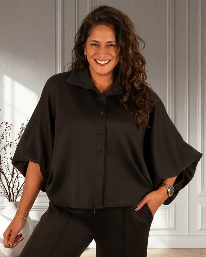 Zwarte oversized stretch blouse van BM - Afbeelding 2