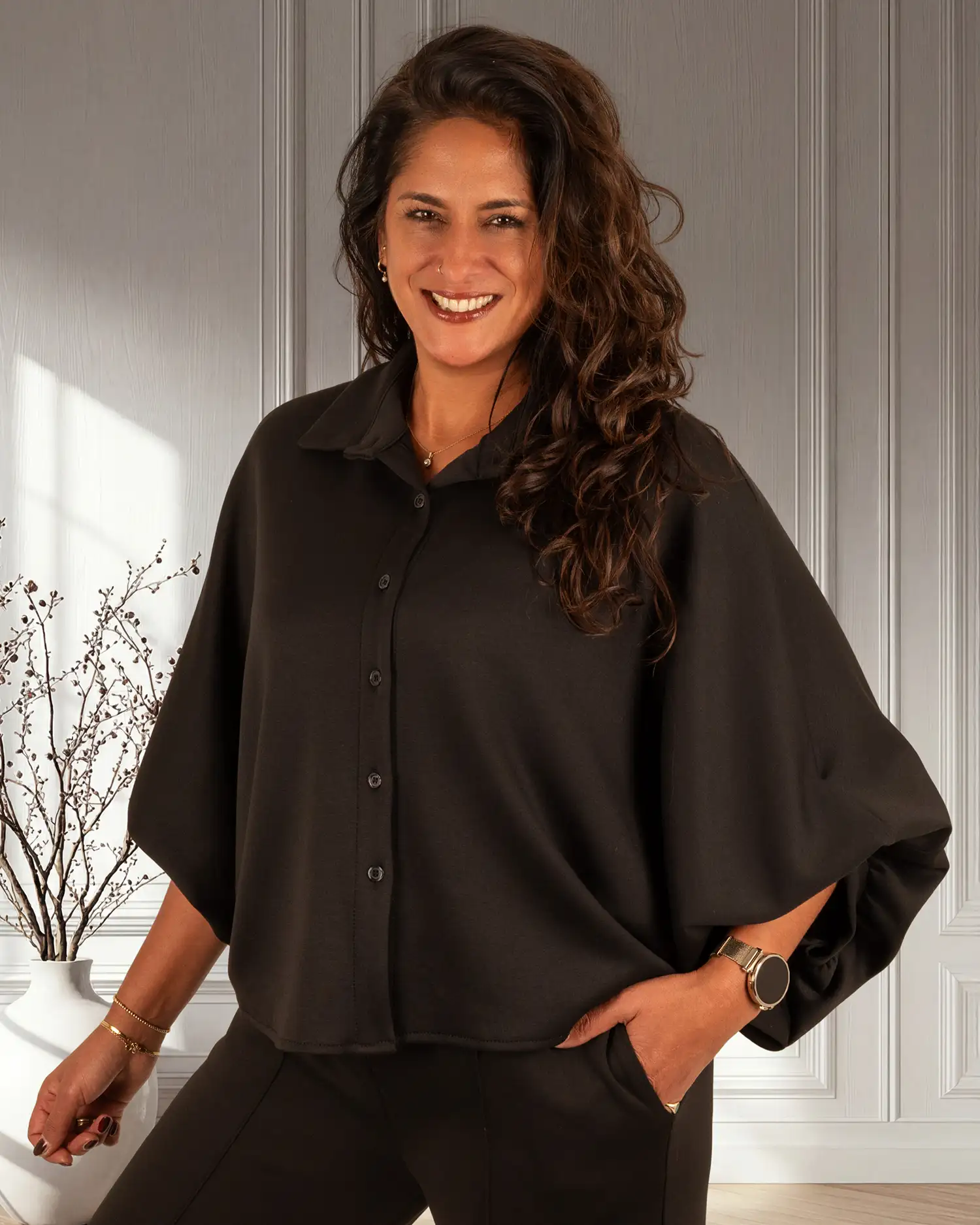 Zwarte oversized stretch blouse van BM - Afbeelding 4